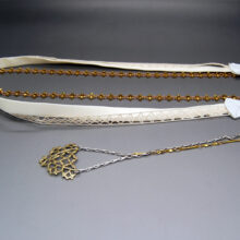 Headband mariage Salomé dentelle soie or avec bijou de dos