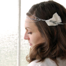 Bijou de tête Daisy headband mariage vintage plissé art déco