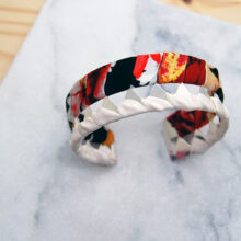 Bracelet manchette Colette soie fleurie et or L'Orangerie Bijoux créateur créateur