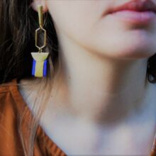 Boucles d’oreilles Medhi soie jaune safran bleue  L’Orangerie Bijoux