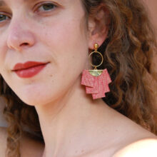 Boucles d’oreilles Céléstine soie rouge brique irisée L’Orangerie Bijoux