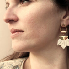 Boucles d'oreilles Giulia blanc doré soie L'Orangerie Bijoux mariage