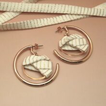 Créoles soie blanche doré Rosario L'Orangerie Bijoux mariage