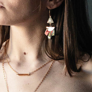 Boucles d'oreilles Françoise blanches soie fleurs rouge vert blanc