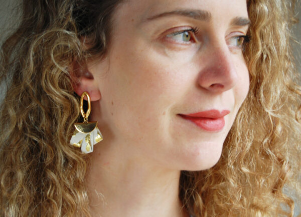 Boucles d'oreilles Nejma soie blanche doré L'Orangerie Bijoux